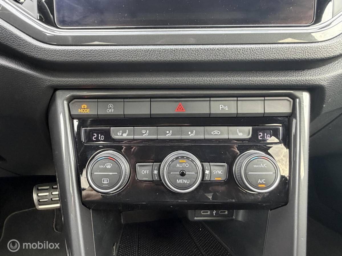 Volkswagen T-Roc Volkswagen T-Roc 1.5 TSI Sport CLIMA*ADABCRUISE*CARPLAY*CAMERA