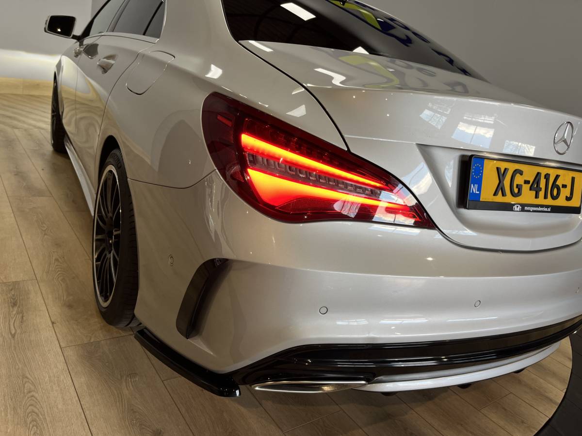 Mercedes-Benz CLA Mercedes-Benz CLA-klasse 180 Business Solution AMG Line | Airco ECC | LED | Navigatie | Stoelverwarming | Camera | 18″ velgen | Isofix | NAP |