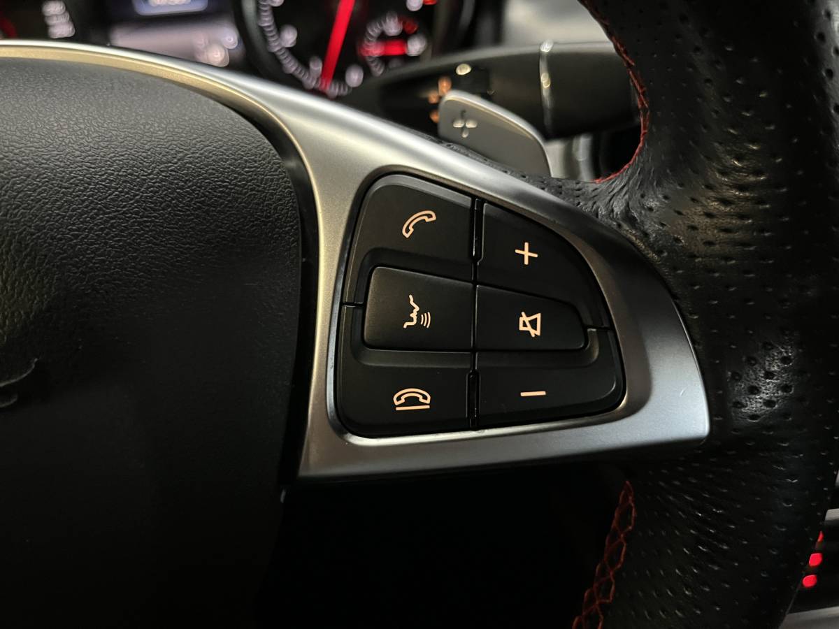 Mercedes-Benz CLA Mercedes-Benz CLA-klasse 180 Business Solution AMG Line | Airco ECC | LED | Navigatie | Stoelverwarming | Camera | 18″ velgen | Isofix | NAP |