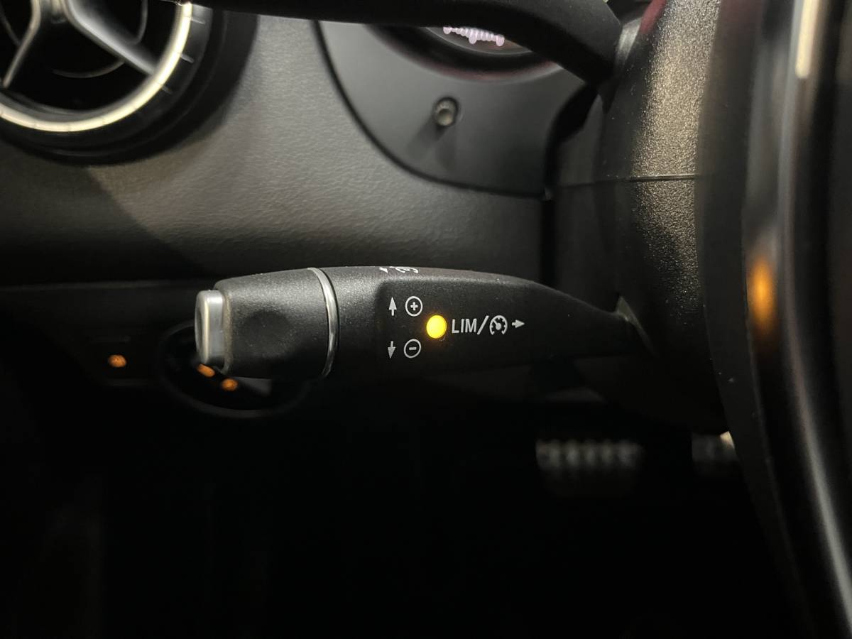 Mercedes-Benz CLA Mercedes-Benz CLA-klasse 180 Business Solution AMG Line | Airco ECC | LED | Navigatie | Stoelverwarming | Camera | 18″ velgen | Isofix | NAP |