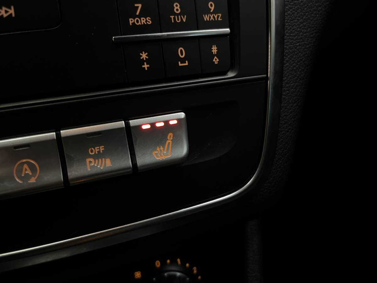Mercedes-Benz CLA Mercedes-Benz CLA-klasse 180 Business Solution AMG Line | Airco ECC | LED | Navigatie | Stoelverwarming | Camera | 18″ velgen | Isofix | NAP |