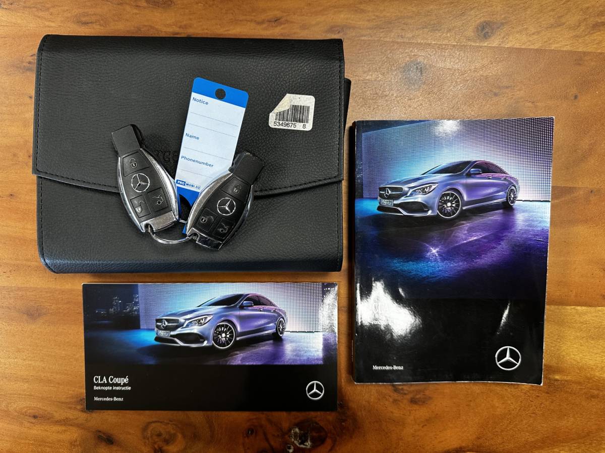 Mercedes-Benz CLA Mercedes-Benz CLA-klasse 180 Business Solution AMG Line | Airco ECC | LED | Navigatie | Stoelverwarming | Camera | 18″ velgen | Isofix | NAP |