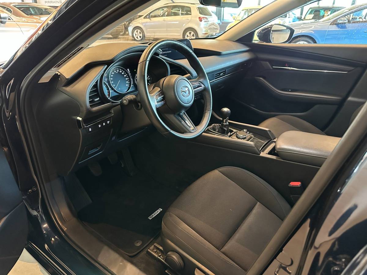 Mazda 3 Mazda 3 2.0 e-SkyActiv-G M Hybrid 122 COMFORT-uitv|NAVIGATIE|CLIMA AIRCO|ADAPTIVE CRUISE CONTROL|LM-VELG|HEAD UP DISPLAY|XENON