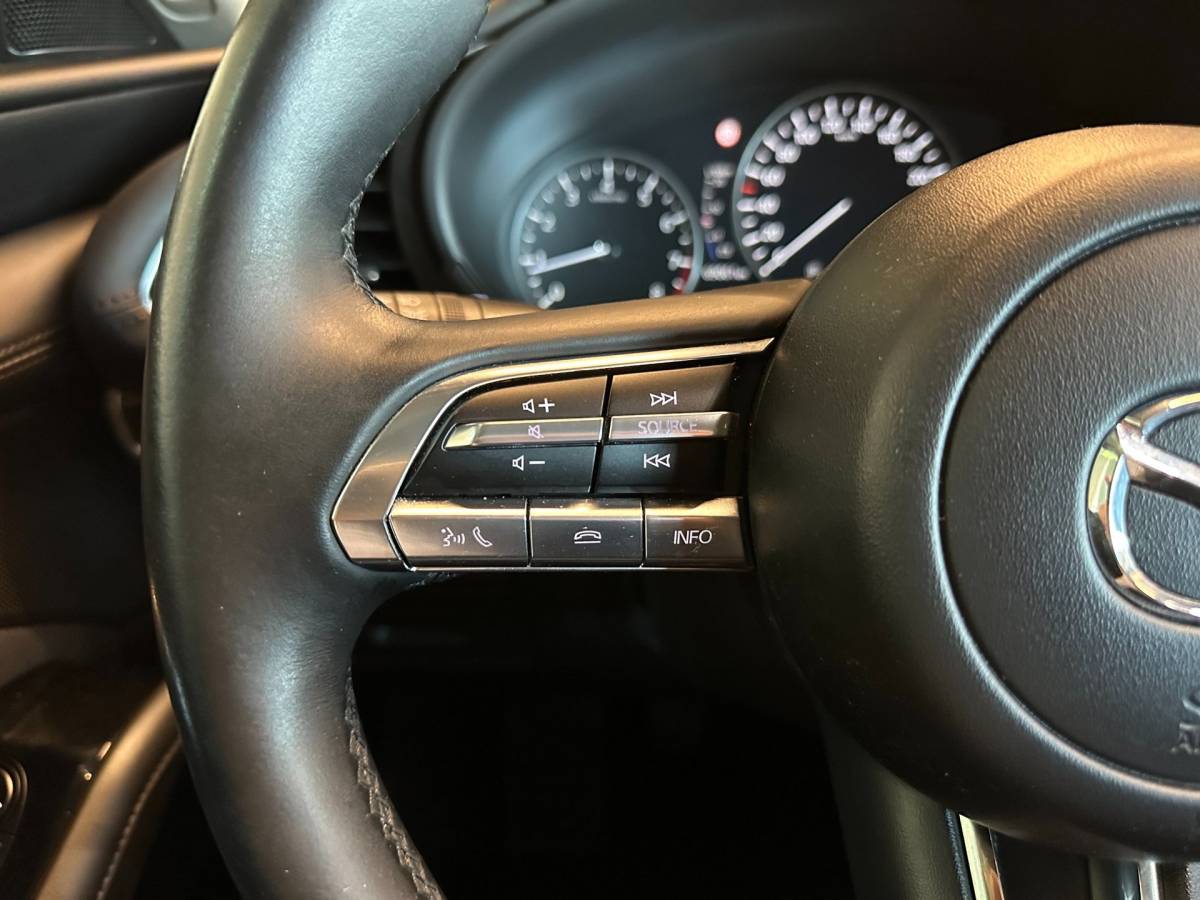 Mazda 3 Mazda 3 2.0 e-SkyActiv-G M Hybrid 122 COMFORT-uitv|NAVIGATIE|CLIMA AIRCO|ADAPTIVE CRUISE CONTROL|LM-VELG|HEAD UP DISPLAY|XENON