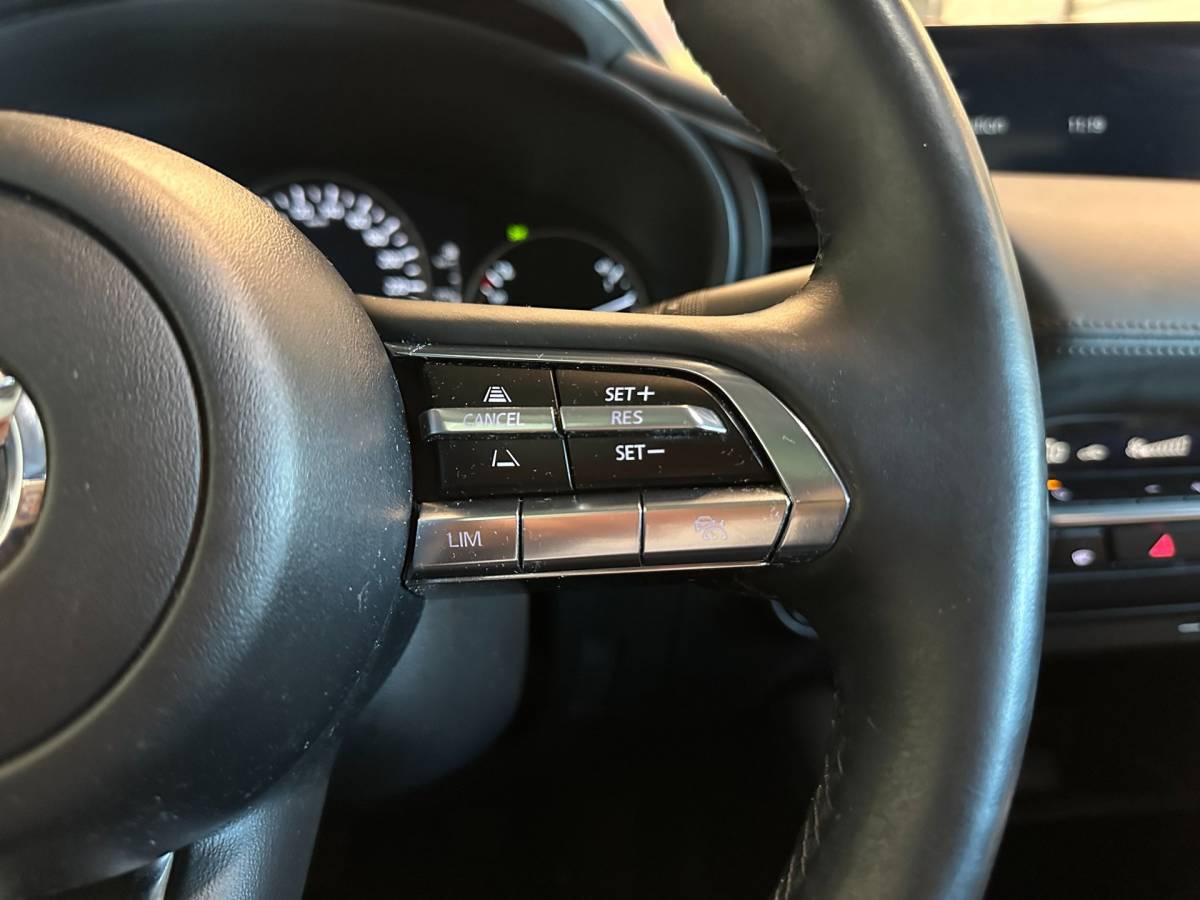 Mazda 3 Mazda 3 2.0 e-SkyActiv-G M Hybrid 122 COMFORT-uitv|NAVIGATIE|CLIMA AIRCO|ADAPTIVE CRUISE CONTROL|LM-VELG|HEAD UP DISPLAY|XENON