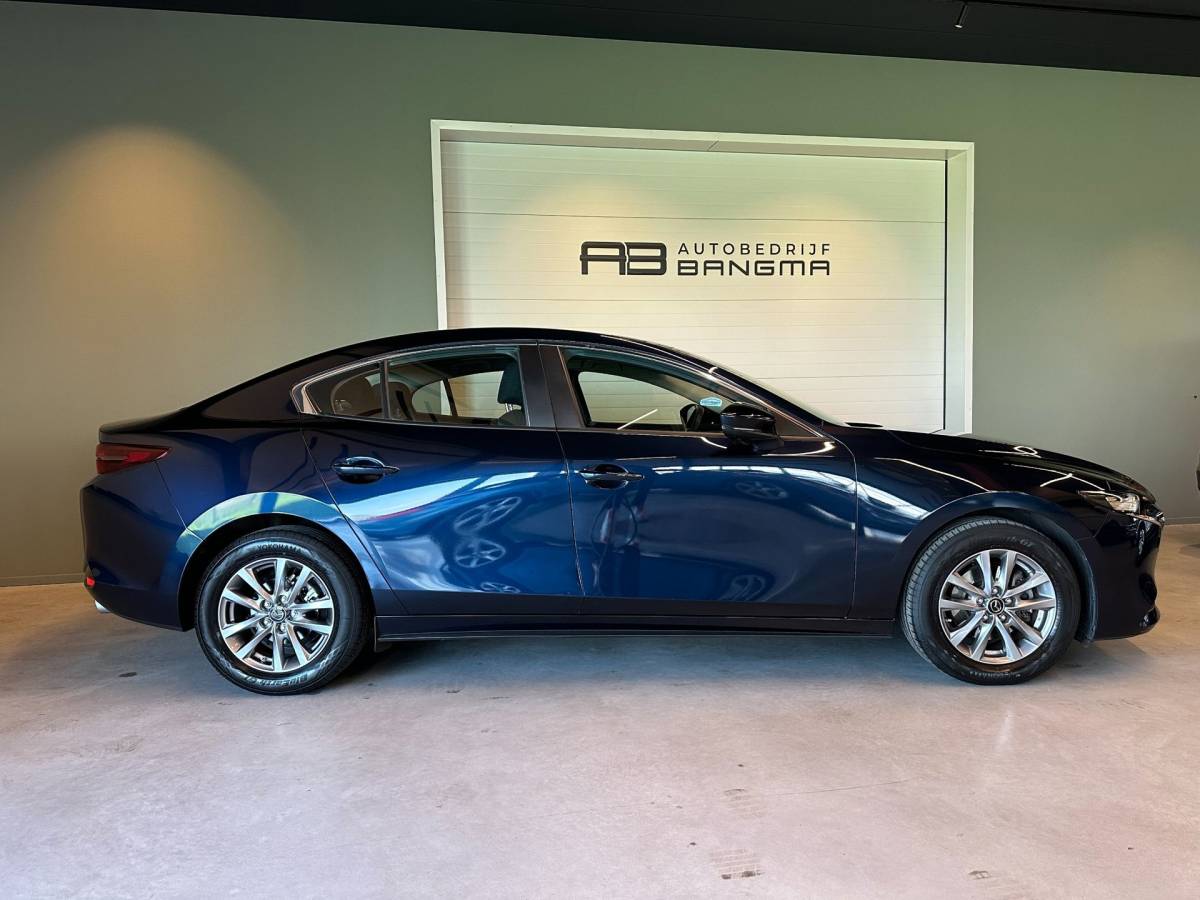 Mazda 3 Mazda 3 2.0 e-SkyActiv-G M Hybrid 122 COMFORT-uitv|NAVIGATIE|CLIMA AIRCO|ADAPTIVE CRUISE CONTROL|LM-VELG|HEAD UP DISPLAY|XENON