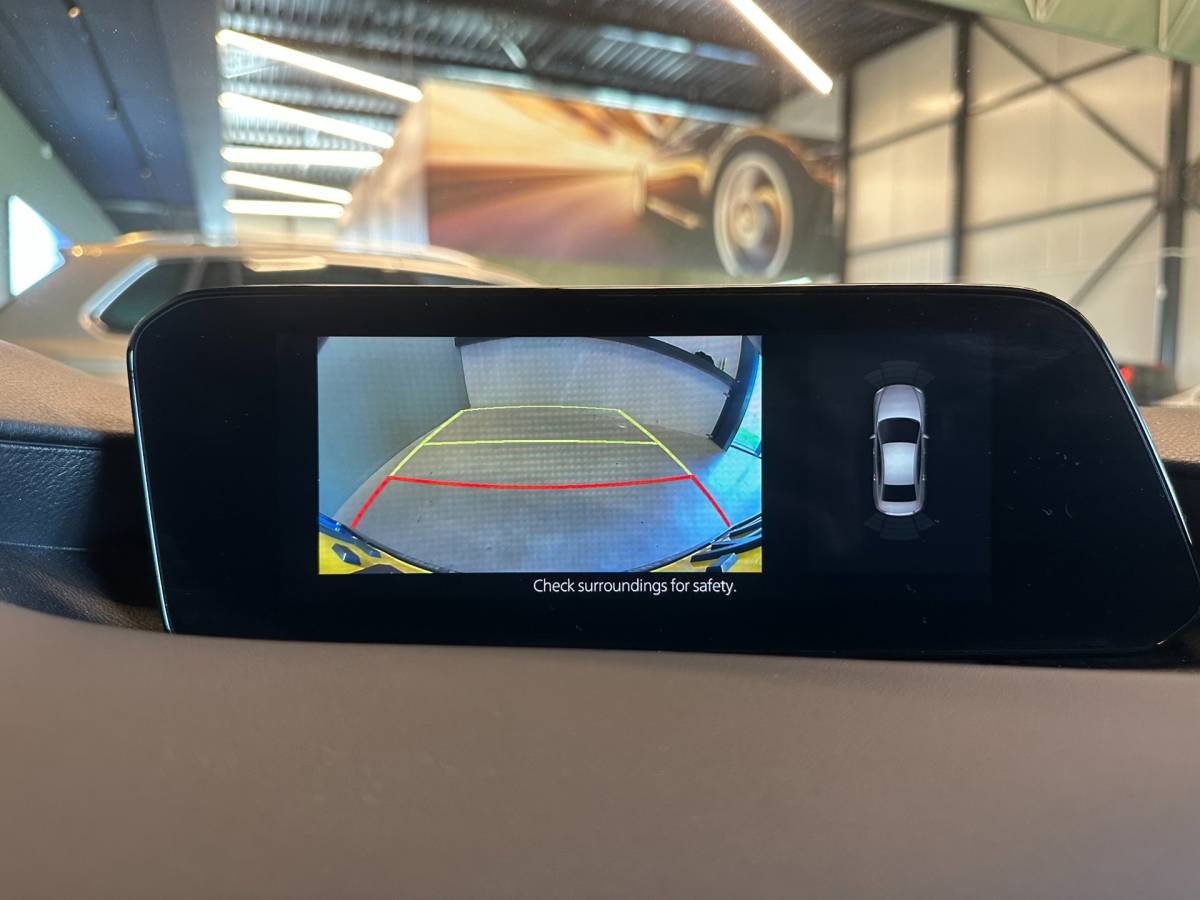 Mazda 3 Mazda 3 2.0 e-SkyActiv-G M Hybrid 122 COMFORT-uitv|NAVIGATIE|CLIMA AIRCO|ADAPTIVE CRUISE CONTROL|LM-VELG|HEAD UP DISPLAY|XENON