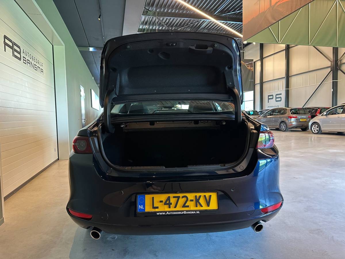 Mazda 3 Mazda 3 2.0 e-SkyActiv-G M Hybrid 122 COMFORT-uitv|NAVIGATIE|CLIMA AIRCO|ADAPTIVE CRUISE CONTROL|LM-VELG|HEAD UP DISPLAY|XENON