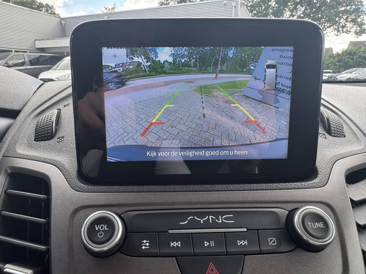 Ford Transit Connect Ford Transit Connect 1.0 Ecoboost L2 Trend SCI | | 100pk | Navigatie | Cruise Control | Ingerichte Laadruimte | 3 Zitplaatsen | Winter Pack