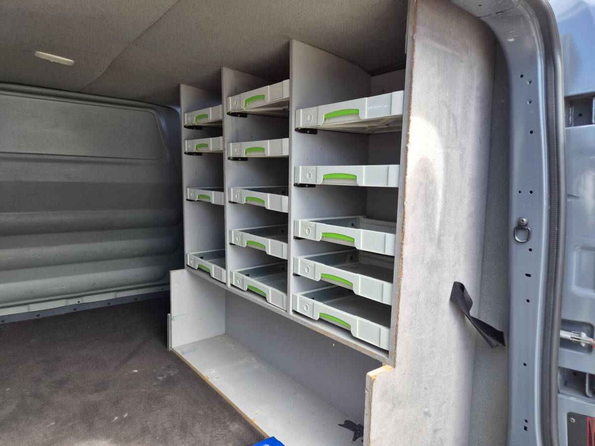Nissan NV300 Nissan NV300 2.0 dCi L1H1 Airco 2x Schuifd Automaat 150pk