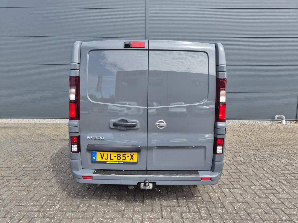 Nissan NV300 Nissan NV300 2.0 dCi L1H1 Airco 2x Schuifd Automaat 150pk