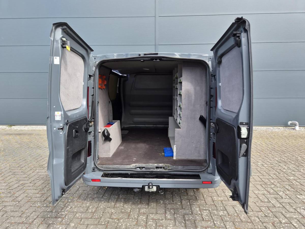 Nissan NV300 Nissan NV300 2.0 dCi L1H1 Airco 2x Schuifd Automaat 150pk