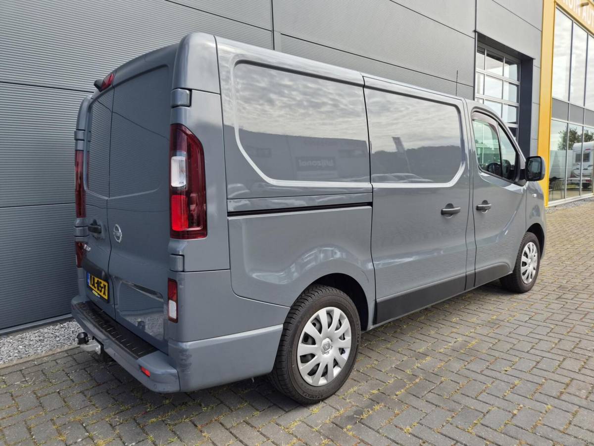 Nissan NV300 Nissan NV300 2.0 dCi L1H1 Airco 2x Schuifd Automaat 150pk