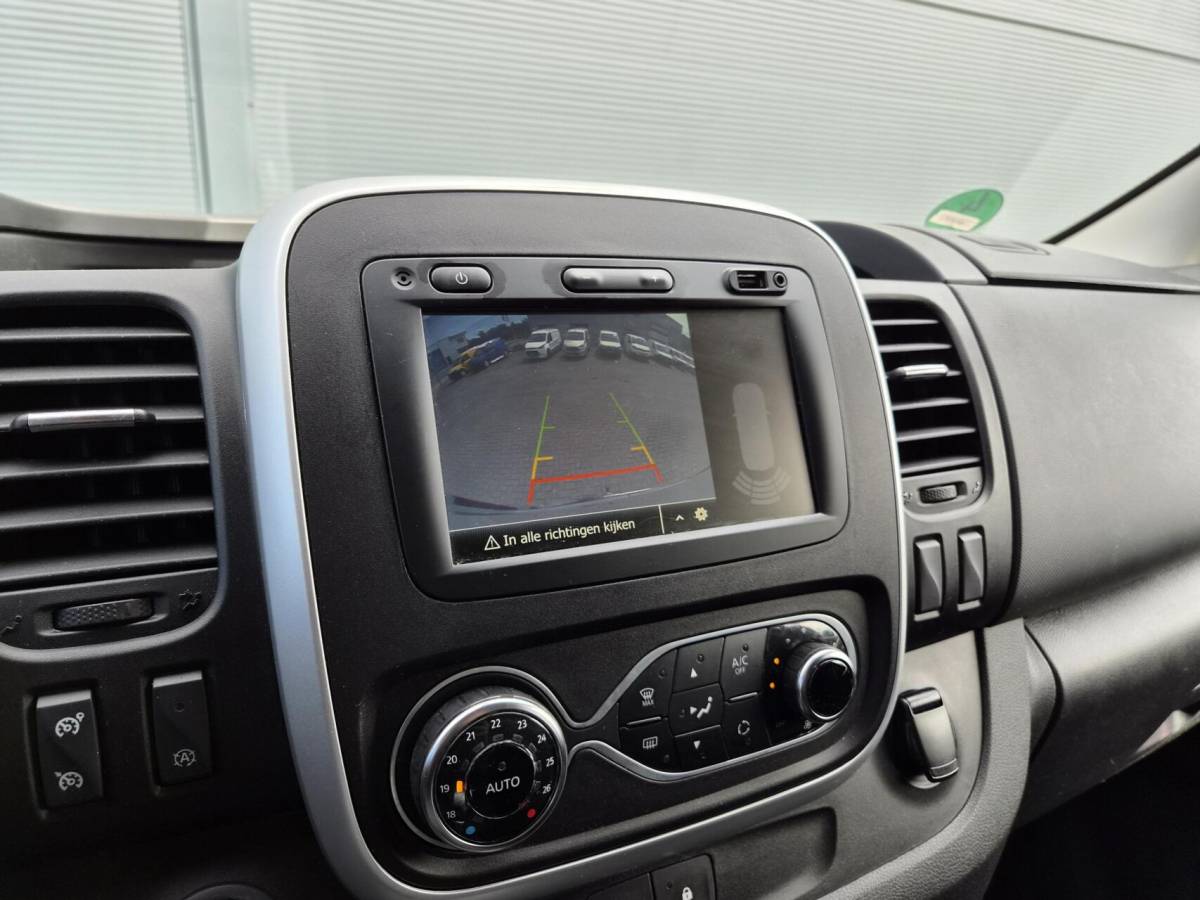 Nissan NV300 Nissan NV300 2.0 dCi L1H1 Airco 2x Schuifd Automaat 150pk