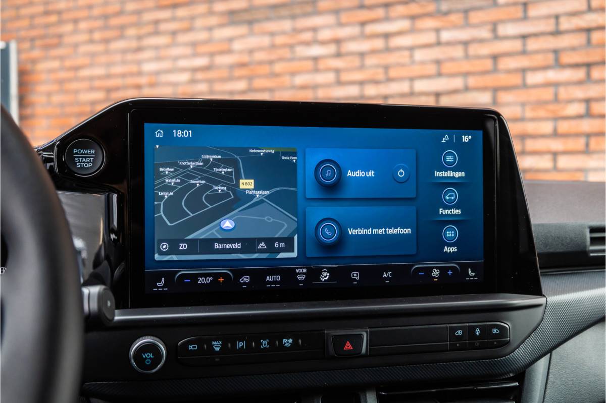 Ford Transit Custom Ford Transit Custom 300 2.0 TDCI L2H1 Limited DC | BPM VRIJ | Dubbel Cabine | Elec schuifdeuren | ACC | Blind Spot | 360 Camera | CarPlay | Navigatie | Stoelverwarming | 5-Zitter | BPM Vrij