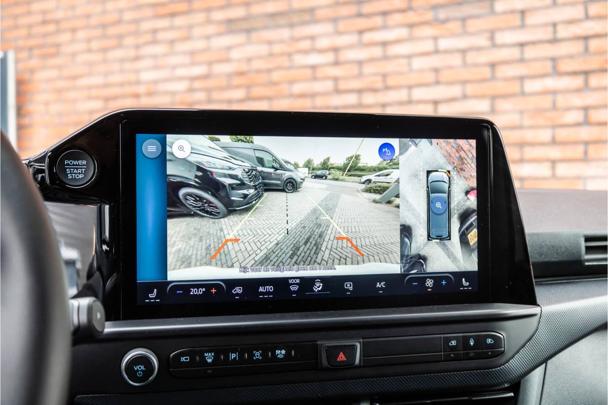 Ford Transit Custom Ford Transit Custom 300 2.0 TDCI L2H1 Limited DC | BPM VRIJ | Dubbel Cabine | Elec schuifdeuren | ACC | Blind Spot | 360 Camera | CarPlay | Navigatie | Stoelverwarming | 5-Zitter | BPM Vrij