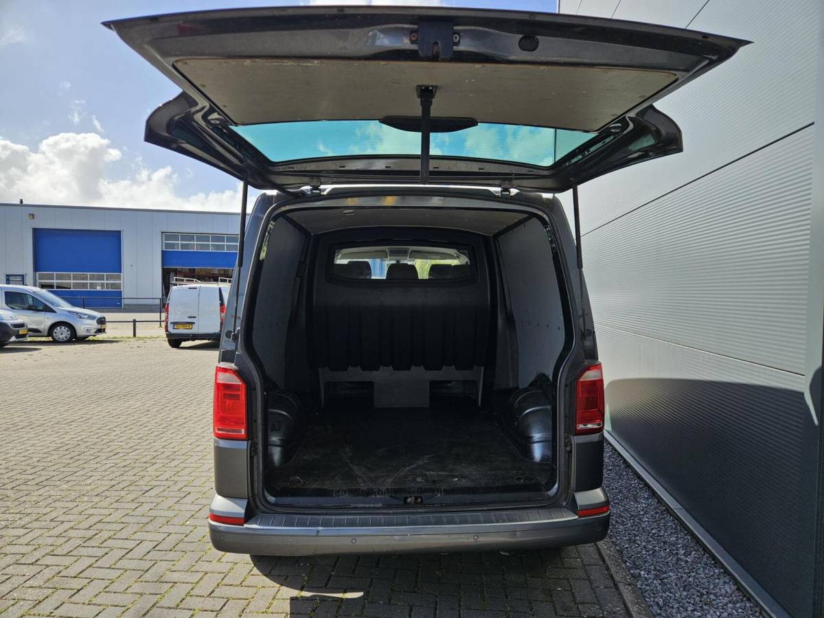Volkswagen Transporter Volkswagen Transporter 2.0 TDI L2H1 DC LM Airco Cruise Euro6