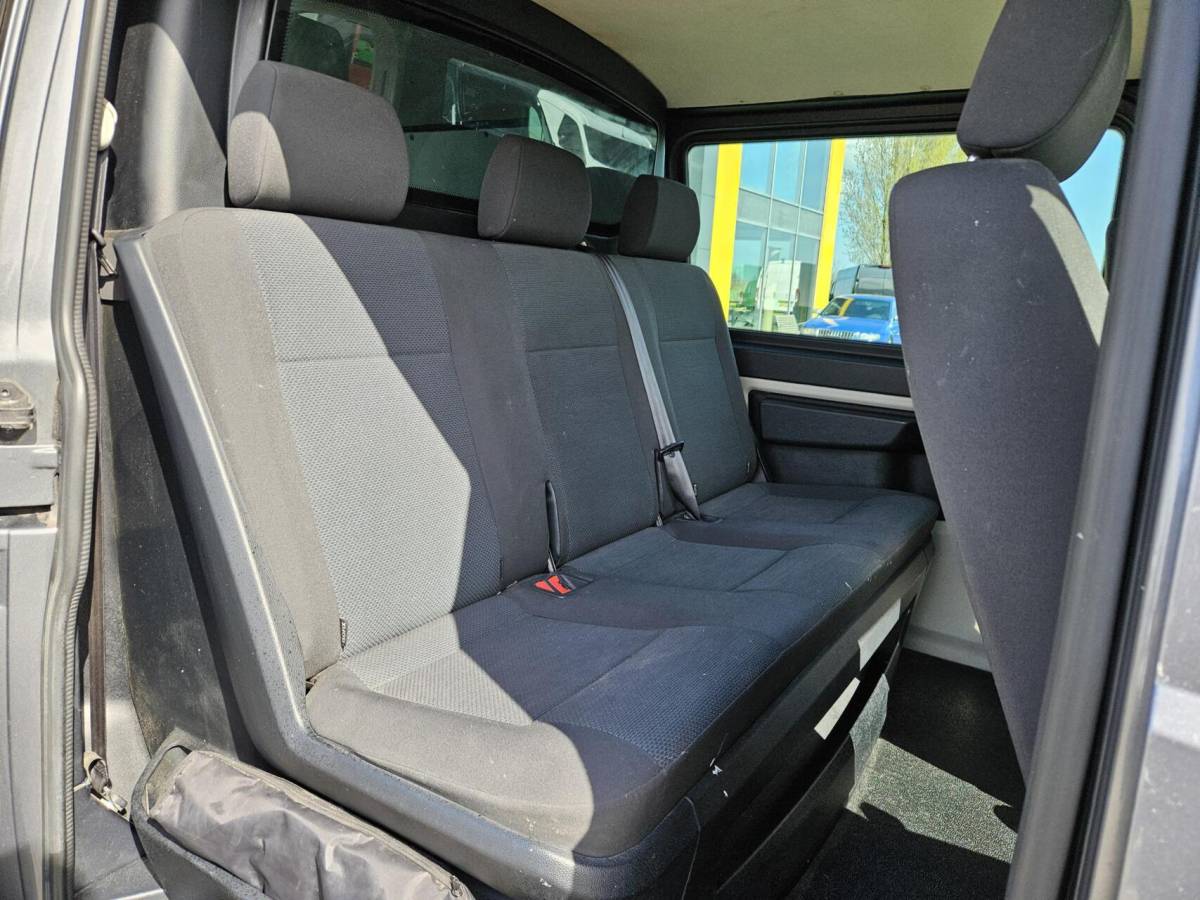 Volkswagen Transporter Volkswagen Transporter 2.0 TDI L2H1 DC LM Airco Cruise Euro6