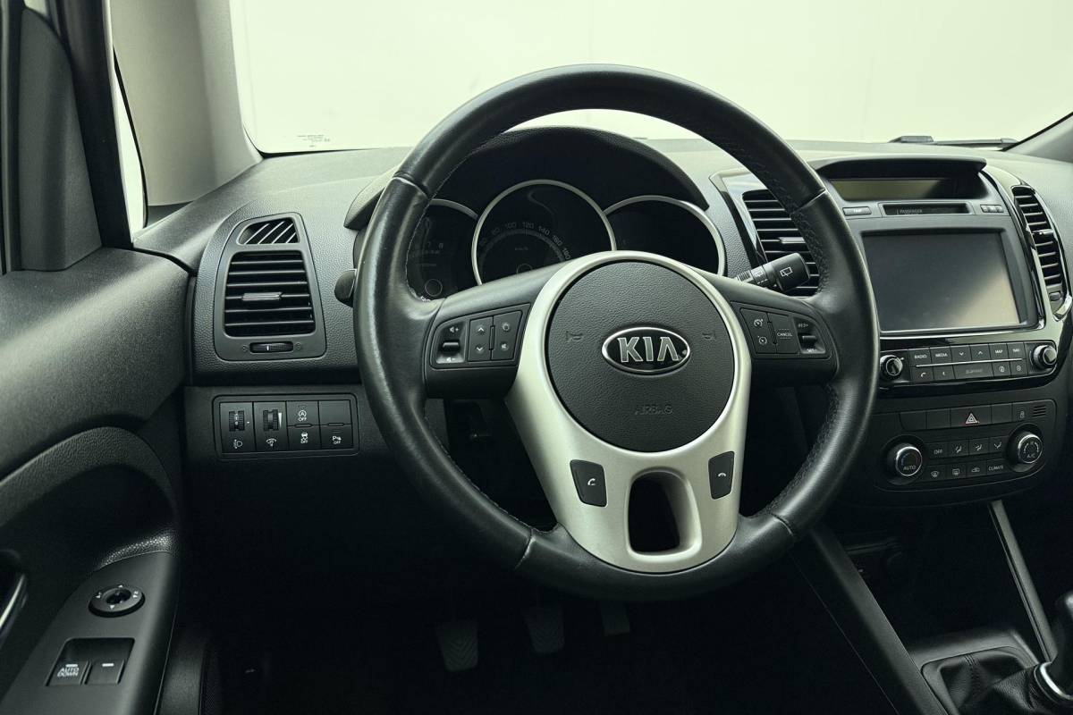 Kia Venga Kia Venga 1.4 CVVT DynamicPLusLine | Trekhaak | Navigatie | camera | Weinig kilometers | Hoge instap | Parkeersensoren | Lichtmetalen velgen