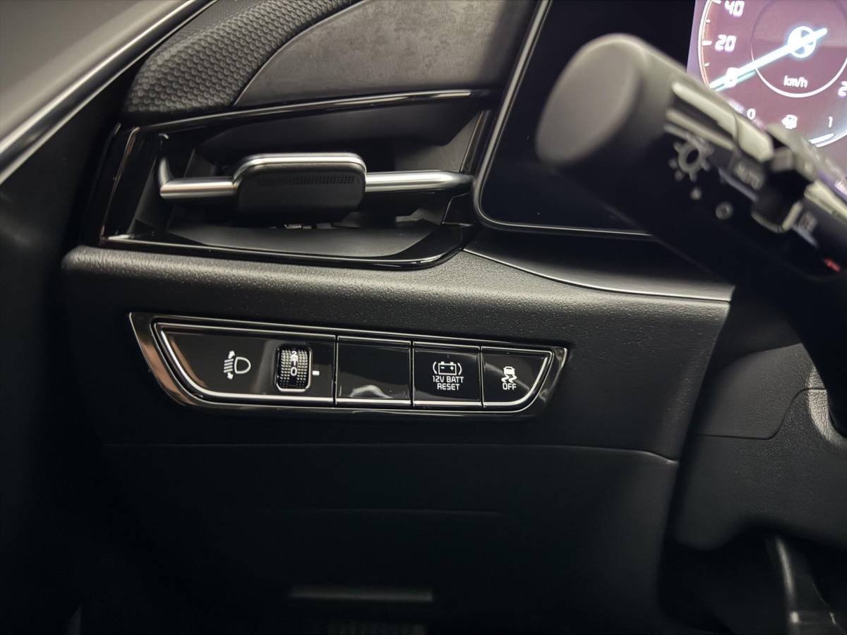 Kia Niro KIA Niro 1.6 GDi Hybrid 141pk DCT6 DynamicLine