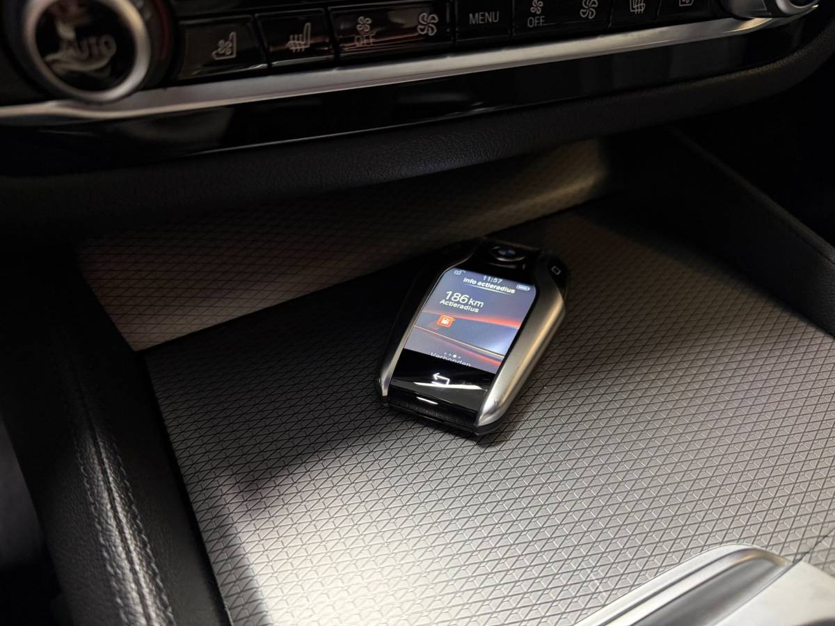 BMW 5 Serie BMW 5-serie Touring 530i High Executive *M-Pakket* 252PK! Carplay|360 Camera|Memory|Stoelventilatie|NAP