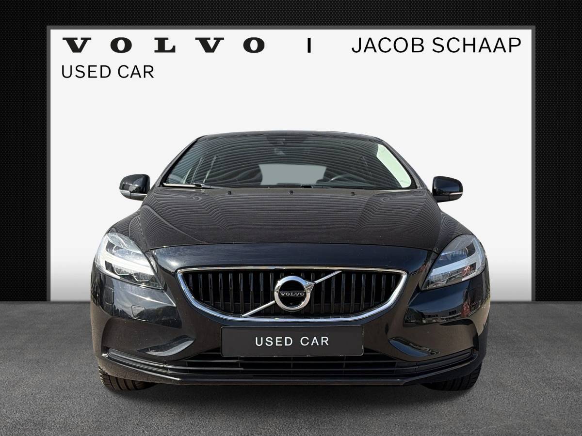 Volvo V40 Volvo V40 2.0 T3 Nordic+ / afneembare trekhaak / 17″ Velgen / Voorruit verwarming /