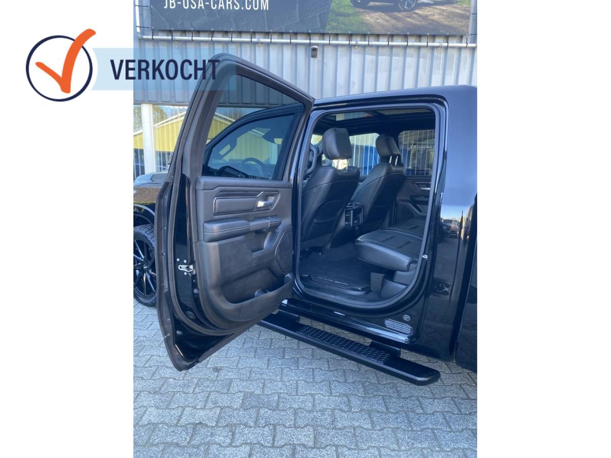 Dodge Ram Dodge Ram Sport 5.7 V8 4×4 360 Camera Pano-dak