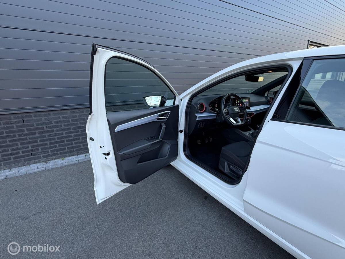 SEAT Ibiza Seat Ibiza 1.0 EcoTSI FR Business Connect TOPSTAAT! 49.000KM!