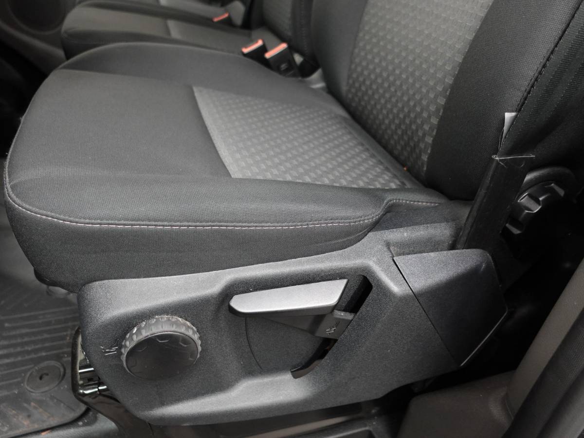 Ford Transit Custom Ford Transit Custom 300 2.0 TDCI 130pk L2H1 Trend Automaat Airco Navigatie Cruisecontrol Camera Parkeersensoren Trekhaak Betimmering