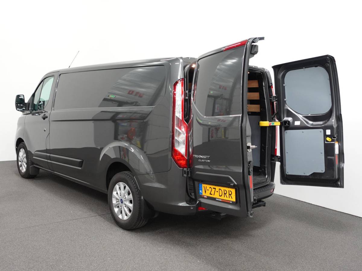 Ford Transit Custom Ford Transit Custom 300 2.0 TDCI 130pk L2H1 Trend Automaat Airco Navigatie Cruisecontrol Camera Parkeersensoren Trekhaak Betimmering