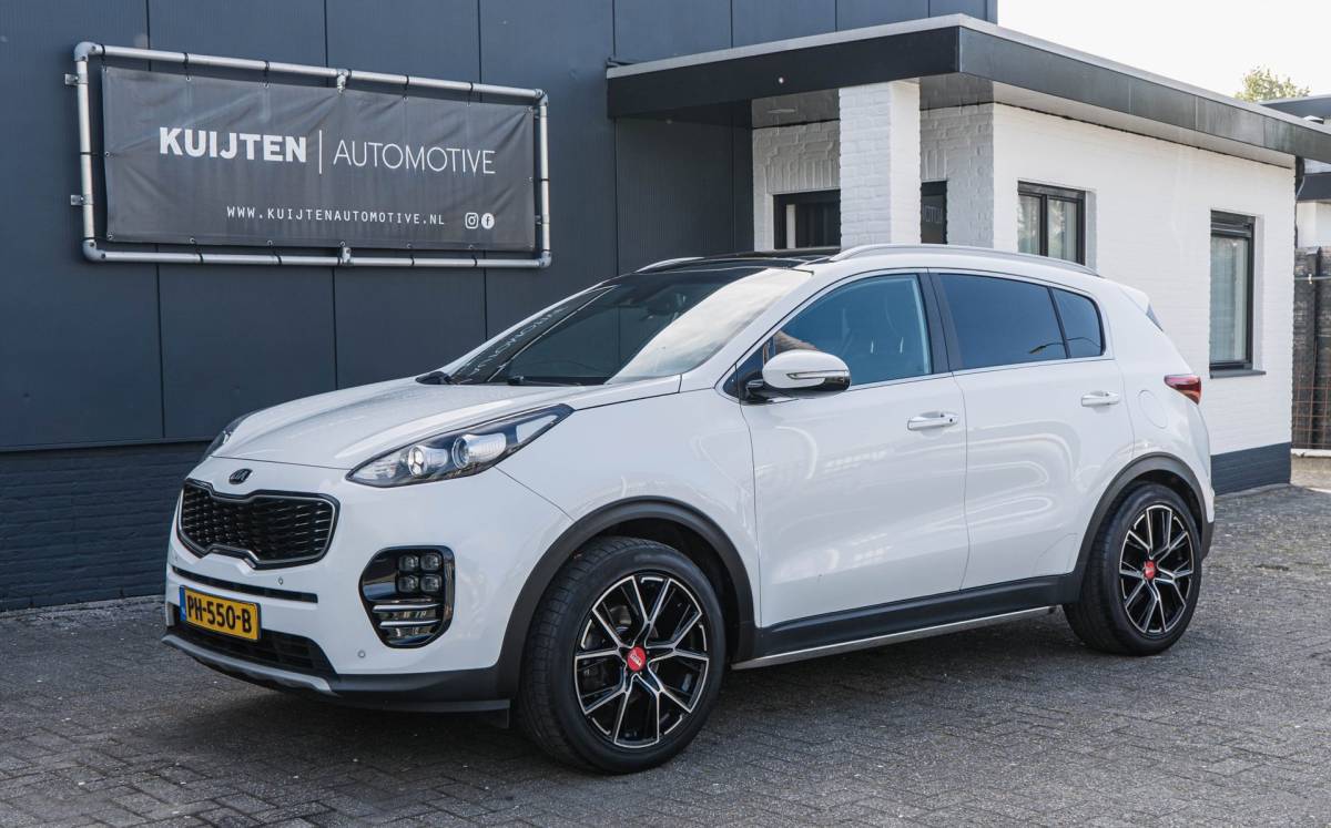 Kia Sportage Kia Sportage 1.6 T-GDI GT-Line / Pano / 177pk / Trekhaak ! VOL!