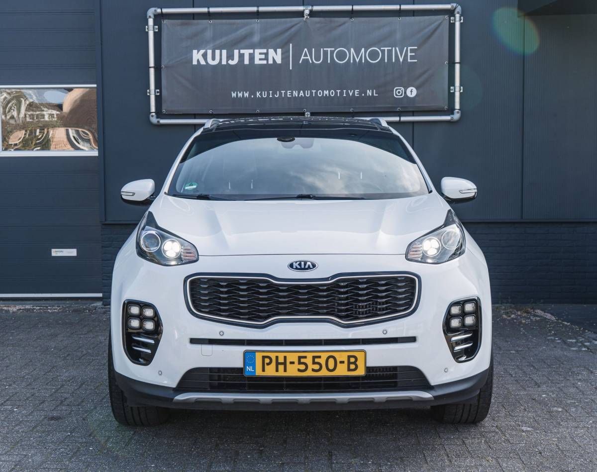 Kia Sportage Kia Sportage 1.6 T-GDI GT-Line / Pano / 177pk / Trekhaak ! VOL!