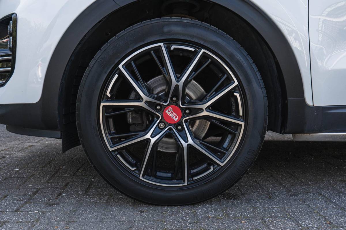 Kia Sportage Kia Sportage 1.6 T-GDI GT-Line / Pano / 177pk / Trekhaak ! VOL!