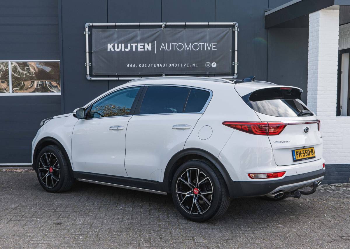 Kia Sportage Kia Sportage 1.6 T-GDI GT-Line / Pano / 177pk / Trekhaak ! VOL!