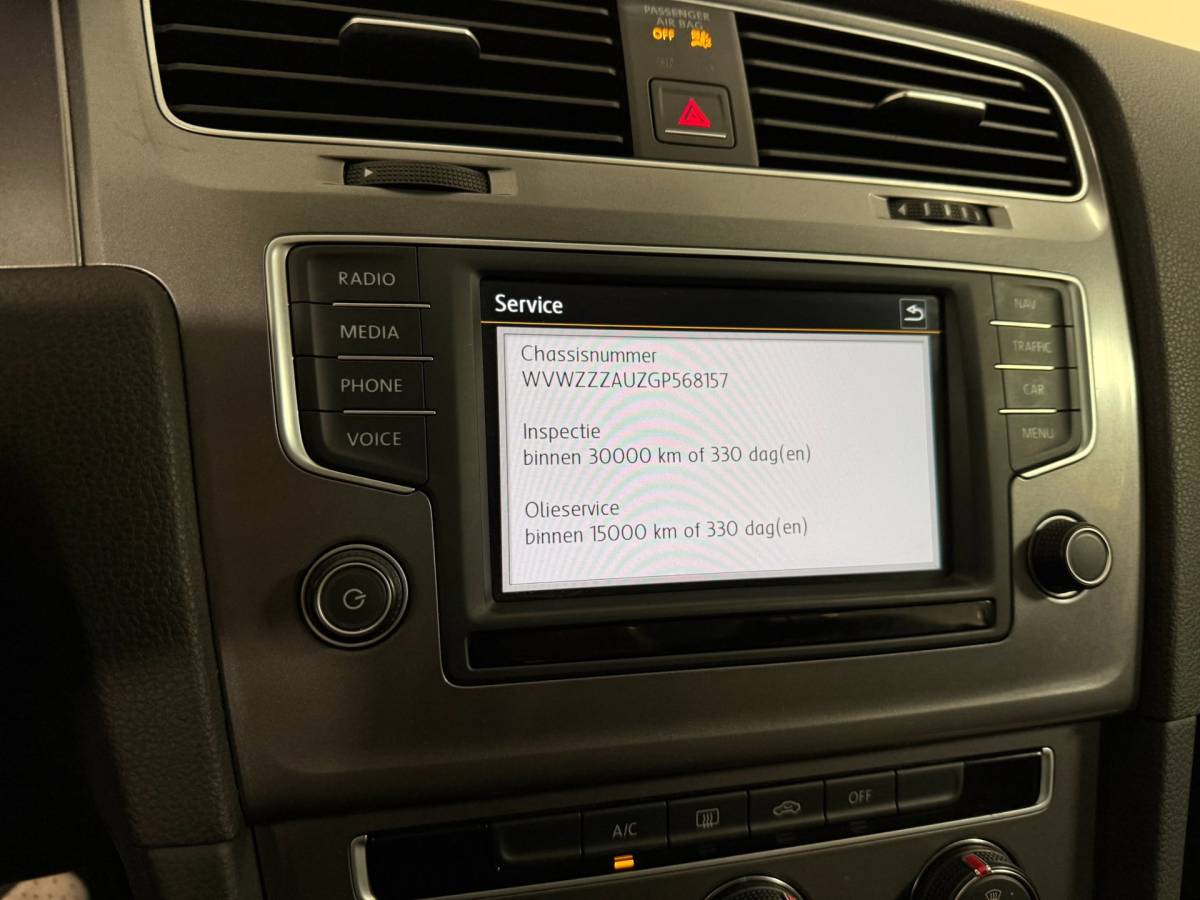 Volkswagen Golf Volkswagen Golf Variant 1.0 TSI Trendline *Top onderhouden* All-seasons|Cruise|Navi|DAB|NAP