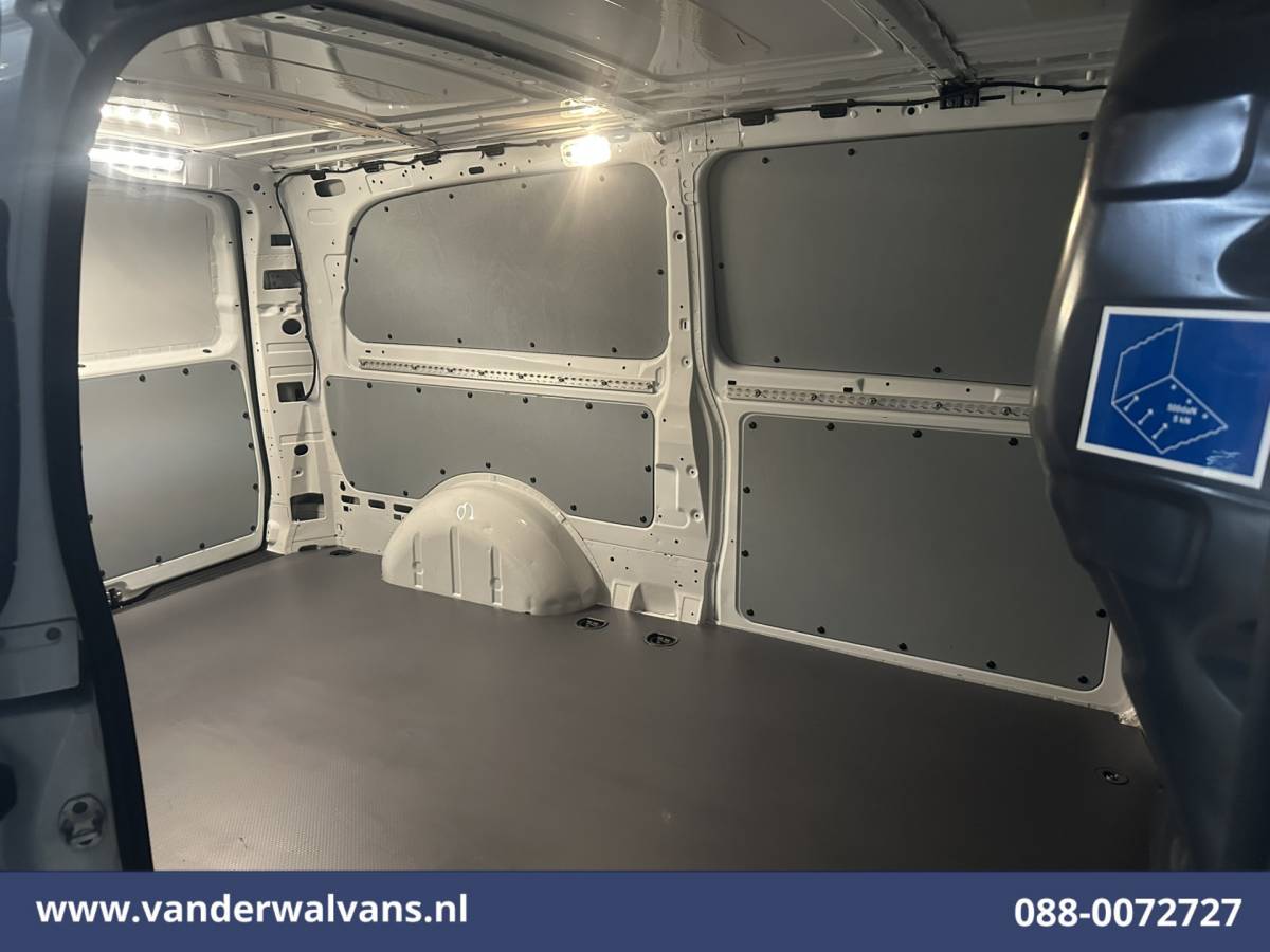 Mercedes-Benz Vito Mercedes-Benz Vito 116 CDI 163pk L3H1 Euro6 Airco | Camera | Apple Carplay | Cruisecontrol | Bumper in de kleur Stoelverwarming, Android Auto, Bijrijdersbank
