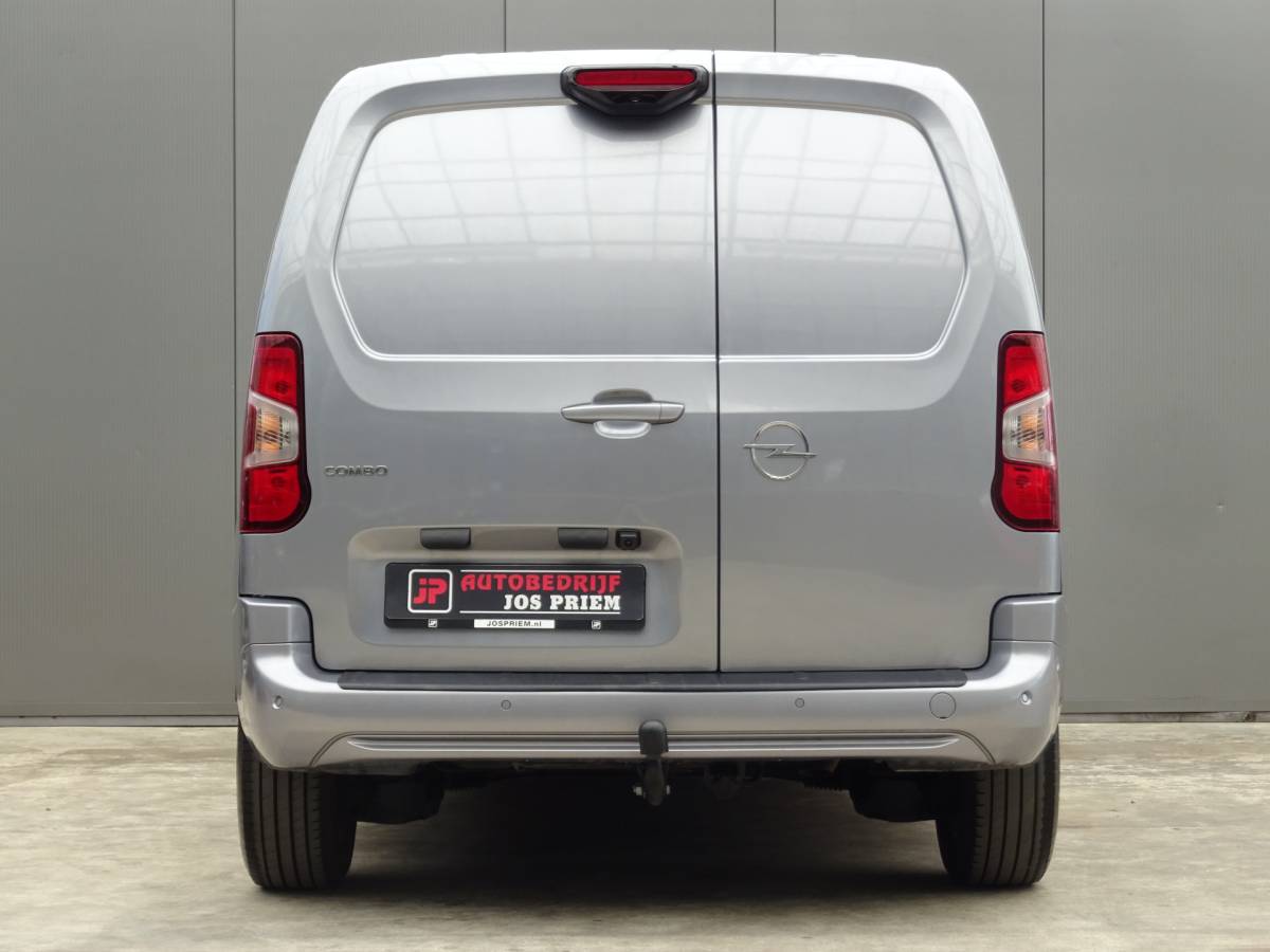 Opel Combo Opel Combo 1.5 BlueHDi 130 S&S L1 * 3 ZITS * LUXE UITVOERING !!