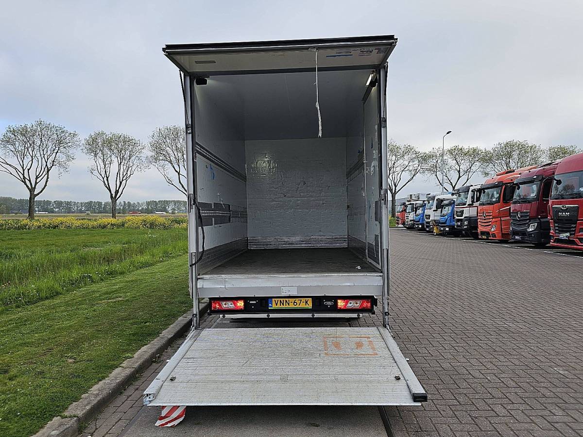 Ford Transit FORD TRANSIT 2.0 bakwagen laadklep !