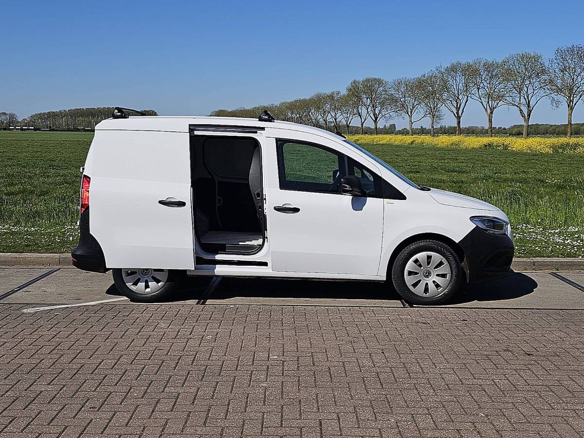 Mercedes-Benz Citan MERCEDES-BENZ CITAN 110 CDI 2xzijdeur mbux long!