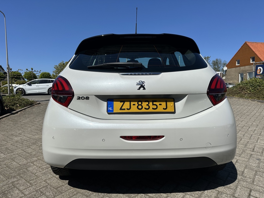 Peugeot 208 Peugeot 208 1.2 110PK Allure | Distributieriem Vervangen |