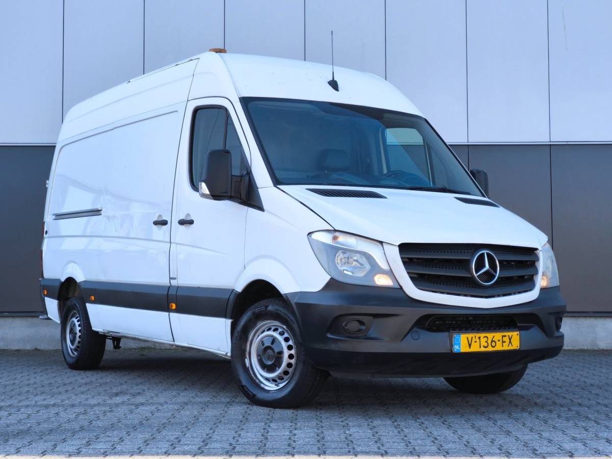 Mercedes-Benz Sprinter Mercedes-Benz Sprinter 314 140PK RWD AIRCO PDC L2H2