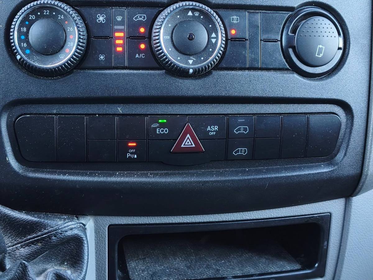 Mercedes-Benz Sprinter Mercedes-Benz Sprinter 314 140PK RWD AIRCO PDC L2H2