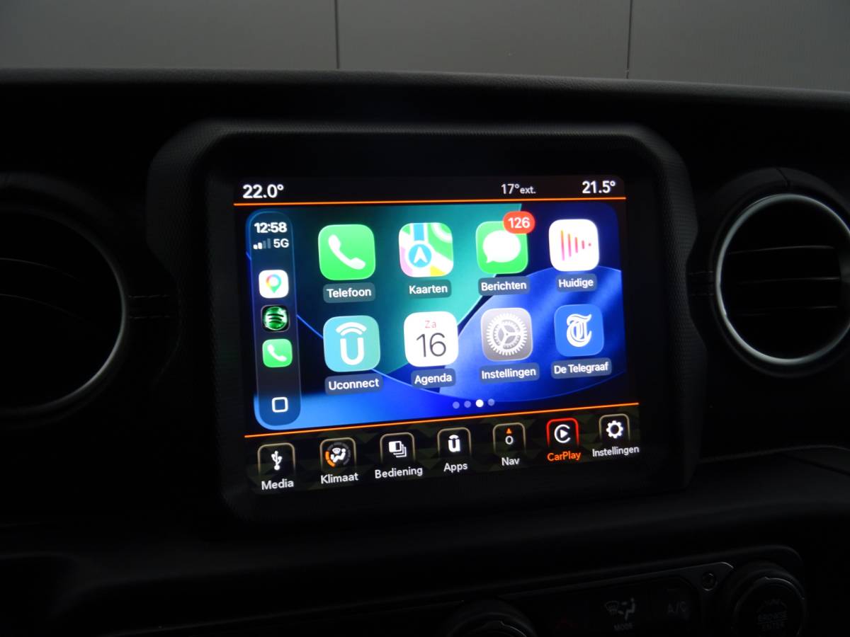 Jeep Gladiator Jeep GLADIATOR 3.0 V6 OVERLAND * GRIJS KENTEKEN en/of 5 ZITPLAATSEN !!