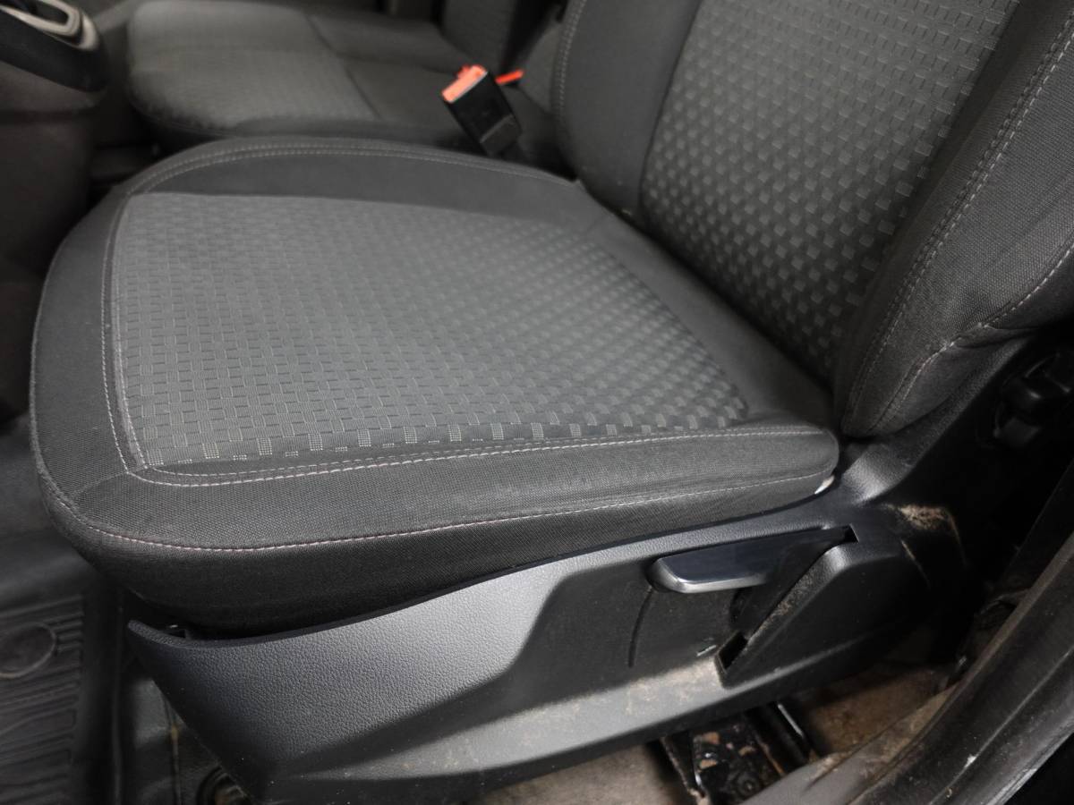 Ford Transit Connect Ford Transit Connect 1.5 Automaat L2 Trend Navigatie Airco Parkeersensoren Cruise Control Camera