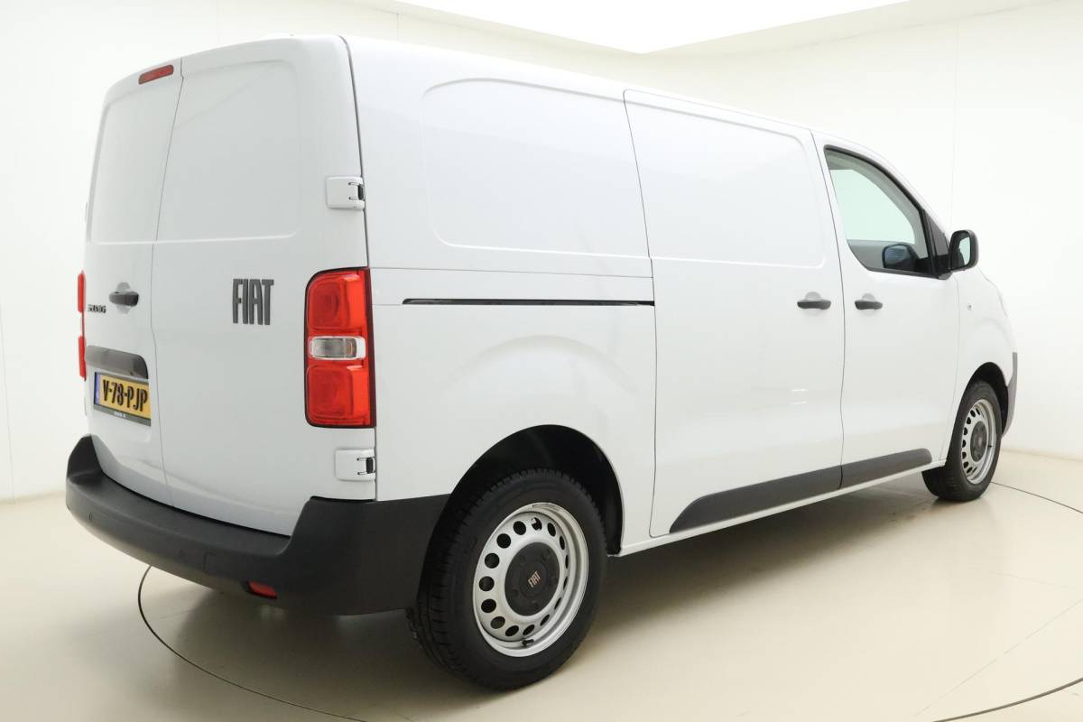 Fiat Scudo Fiat Scudo 2.0 Diesel 145 L2 | Navigatie | Laadruimte betimmering | Camera | 3 Zitplaatsen | Cruise control | Mistlampen voor | Airco | Zijschuifdeur