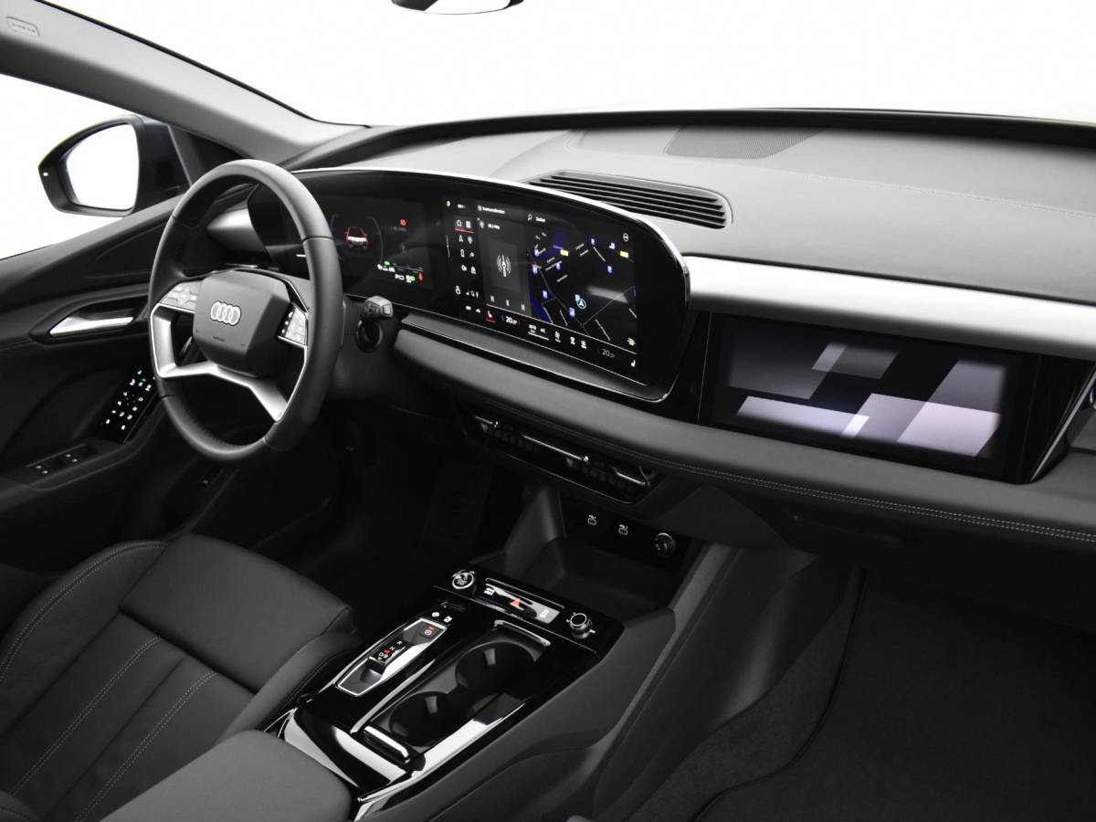 Audi Q6 e-tron Audi Q6 e-tron Launch edition quattro 100Kwh 388 PK · Panorama dak · Assistentiepakket Veiligheid · Tech Pro
