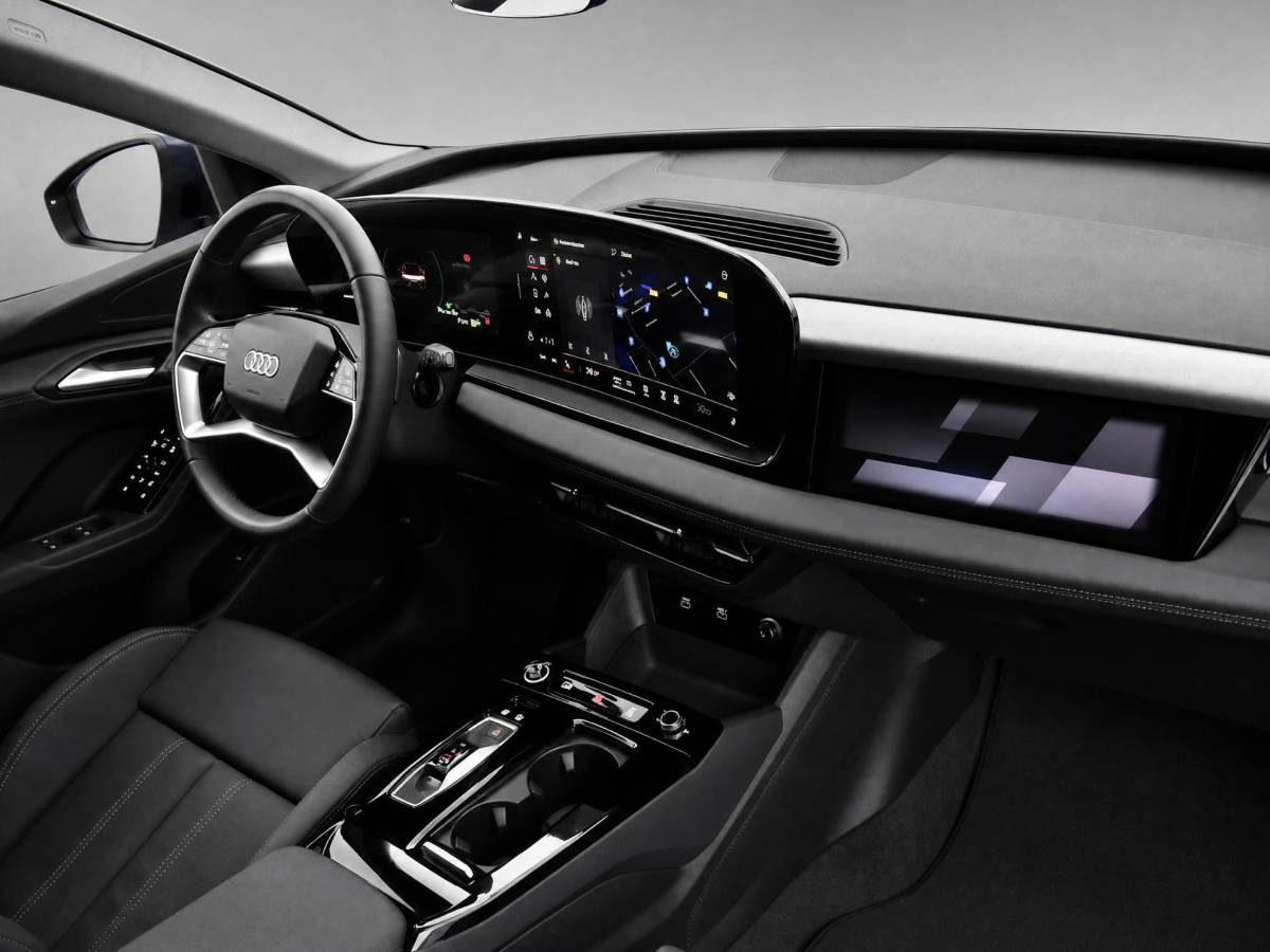 Audi Q6 e-tron Audi Q6 e-tron Launch edition quattro 100Kwh 388 PK · Panorama dak · Assistentiepakket Veiligheid · Tech Pro