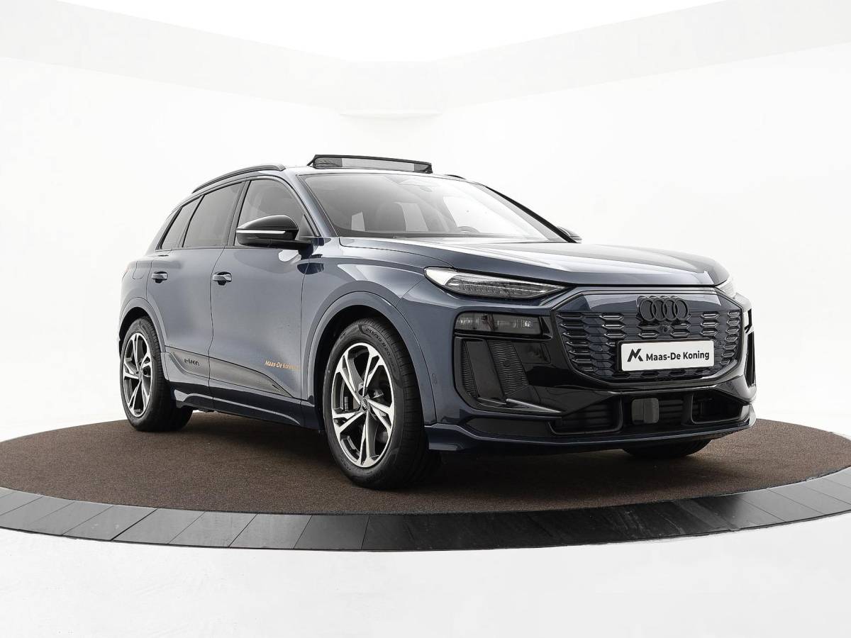 Audi Q6 e-tron Audi Q6 e-tron Launch edition quattro 100Kwh 388 PK · Panorama dak · Assistentiepakket Veiligheid · Tech Pro