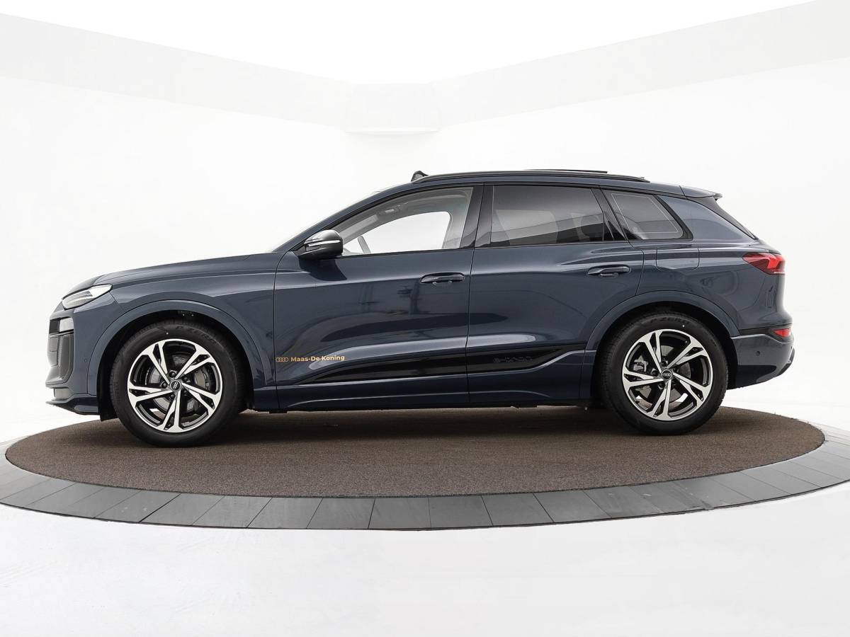 Audi Q6 e-tron Audi Q6 e-tron Launch edition quattro 100Kwh 388 PK · Panorama dak · Assistentiepakket Veiligheid · Tech Pro