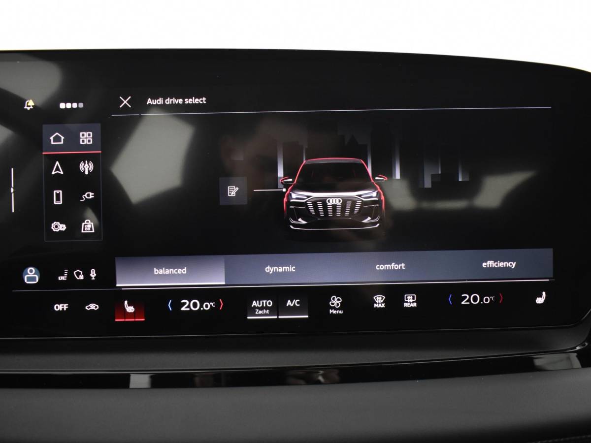 Audi Q6 e-tron Audi Q6 e-tron Launch edition quattro 100Kwh 388 PK · Panorama dak · Assistentiepakket Veiligheid · Tech Pro